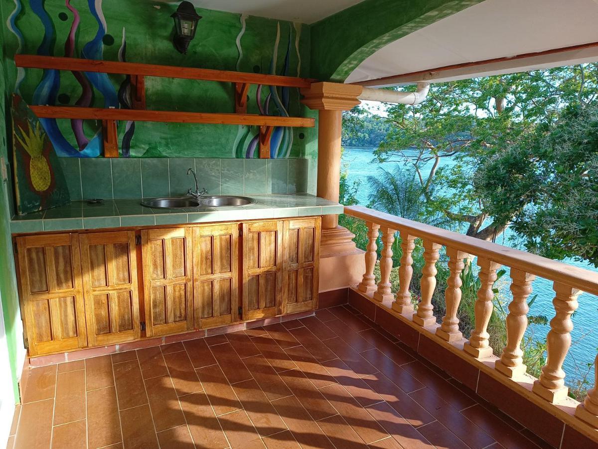 בוקה צ'יקה Gone Fishing Panama Resort מראה חיצוני תמונה